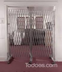 Portable Security Gate Allows For Easy