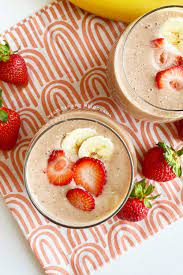 strawberry banana protein smoothie