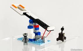 how to build a lego catapult that