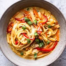 gl noodle soup with red curry paste