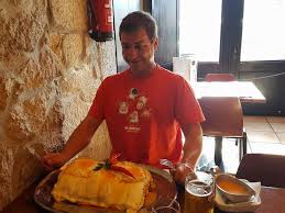 It is said that the now famous; Manger Cette Francesinha De 5kg Vous Fait Gagner 150 Euros Ici Portugal
