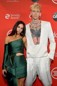 Cannon reportedly doesn't have any active social media accounts, which makes her difficult for tabloids to track down. Who Has Machine Gun Kelly Dated Popsugar Celebrity
