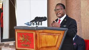 malawi president sacks 8 ministers in