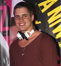 Johnny, who is currently battling brain cancer, took to instagram on sunday (february 21). Who Is Johnny Ruffo Dating Johnny Ruffo Girlfriend Wife