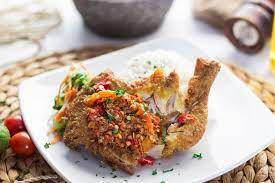 Bila dah suka, bolehlah cuba masak sendiri menu ni di rumah. 5 Resep Ayam Penyet Yang Enak Dan Cara Membuatnya Mudah