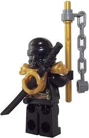 LEGO Ninjago: Cole - Rebooted with Armor: Amazon.de: Spielzeug
