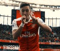 The latest tweets from @arsenalgif Willian Chelshe Arsenal Gifs Get The Best Gif On Giphy