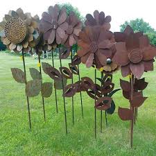 Hand Crafted Metal Garden Art Flowers