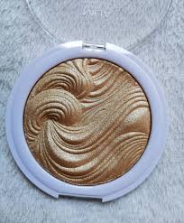 mua makeup academy shimmer highlight