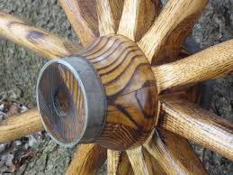 Decorative Wooden Wagon Wheels Custom