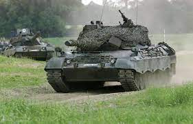 Guerre en Ukraine : Kiev va recevoir au moins 100 chars Leopard 1 «dans les  prochains mois», annonce Berlin