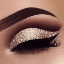 7 tips for a perfect cut crease
