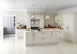 Emma bridgwater accessories add a hint of country charm. Distinctive Contemporary Shaker Style Kitchen Og Kitchens