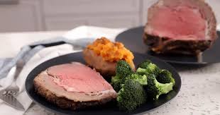 Prime rib roast, thyme, vegetable oil, fresh ground black pepper and 1 more. 10 Best Prime Rib Roast With Vegetables Recipes Yummly