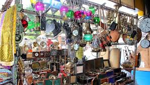 Iconic Shopping Bazaar of Mumbai ...