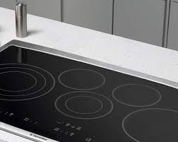 electric, gas & induction cooktops