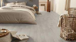 choosing vinyl flooring for a bedroom