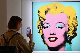 Warhol-Porträt von Marilyn Monroe zu ...