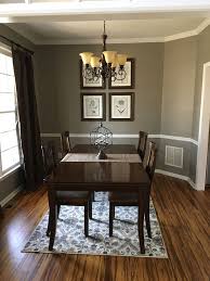 Simple Yet Elegant Dining Room Wall