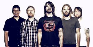 Have tensions between dave grohl and his drummer taylor hawkins risen so high that grohl has decided to go solo? Latest Coronavirus Cancellations And Postponements Foo Fighters Black Label Society Yob The Acacia Strain Beneath The Massacre Tyr More Metalsucks