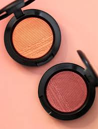 the new mac extra dimension blushes in