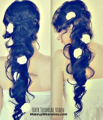 14 gorgeous prom hairstyles for young