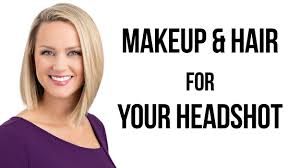 makeup and hair styling options for