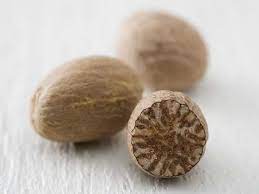 8 science backed benefits of nutmeg
