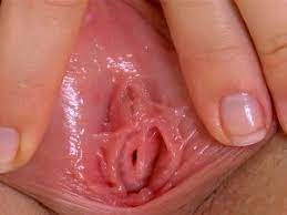 Sex mädchen nackt entjungfern vagina