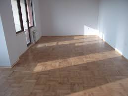 Освежаването на пода у дома става лесно чрез циклене и полиране на стария дървен паркет. Hashtag Ciklene Auf Twitter