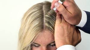 How to touch up your roots at home. Keep Your Blonde Locks Wow With Color Wow Root Cover Up Watch How Quickly And Easily It Covers Dark Roots Hair Videos Tutorials Blonde Roots Wow Hair Products