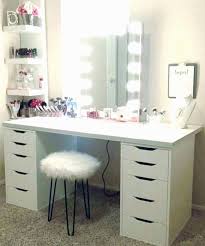 Hottest Free Of Charge 36 New Makeup Vanity With Lights Ikea Concepts Buying A Well Designed Couch Is A Huge Deci In 2020 Mirrored Vanity Desk Vanity Makeup Dresser