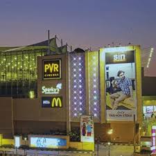There are 343 shops, 34 fast food restaurants and 14 exclusive restaurants in the shopping centre. Welcome To Lulu Mall India World Of Happiness