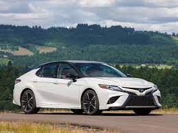 toyota camry 2018 pictures