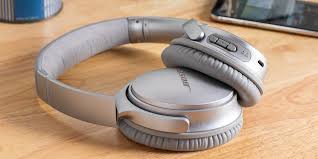 The Pros And Cons Of Bose Noise Cancelling Headphones