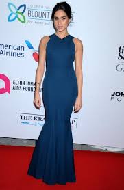 Meghan markle might as well be the duchess of wearing cute outfits with a message. Meghan Markle Blue Outfit Look The Sugar Styles All About Women S Fashion In 2021