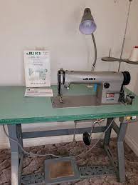 Juki DDL 227 Industrial Sewing Machine With Table Lamp And Pedal  708038744735 | eBay
