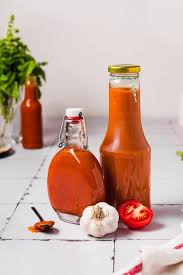 homemade ketchup from fresh tomatoes
