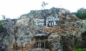 stone garden dan gua pawon wisata