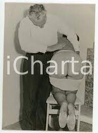 1960 ca VINTAGE EROTIC Spanking woman on a chair (2) Vintage photo 9x13 cm  | eBay