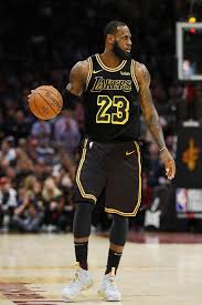 Lebron james has posted the first picture of him in a los angeles lakers jersey… from popular video one fan said: Lebron James Lakers Lebron James Lakers Lebron James Lebron James Wallpapers