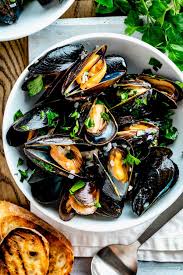 simple steamed mussels with garlic