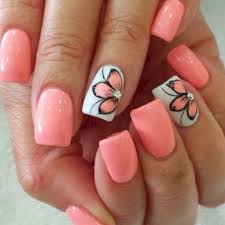 40 Beautiful Flower Nail Designs For Spring