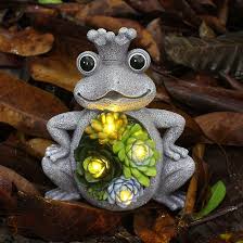 Solar Garden Frog Statue Outdoor