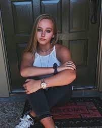 Madison Wolfe - Free pics, galleries & more at Babepedia