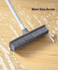floor cleaning tool with wiper strip