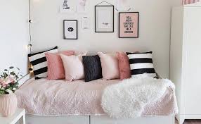 aesthetic small bedroom decor ideas