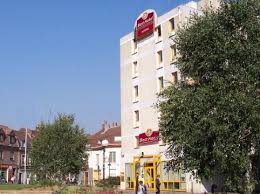 hotels near les estudines lille d
