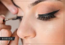 eye makeup with lash extensions