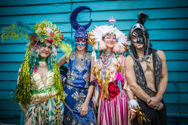 where to find costumes in new orleans